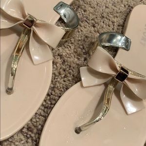 REPORT FANCY FLIP FLOPS